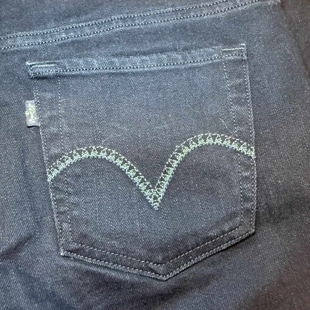 Levis 505 Straight Leg Jeans Womens Black Denim Silver Stitching Western Size 28